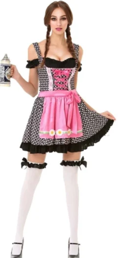 Dirndl Oktoberfest cutie