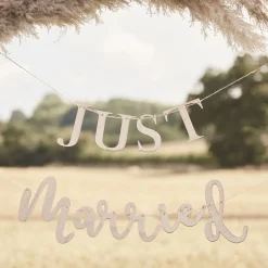 Slinger just married hout