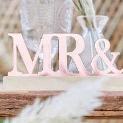 Tafeldecoratie Mr & Mrs acryl