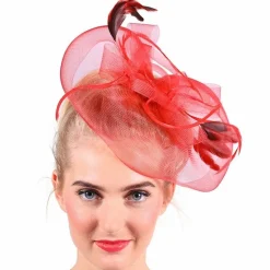 Tule Kapje met veren op haarband